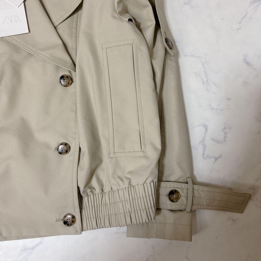 ✨新品未使用✨ZARA ベージュ ショートトレンチコート ファー付き