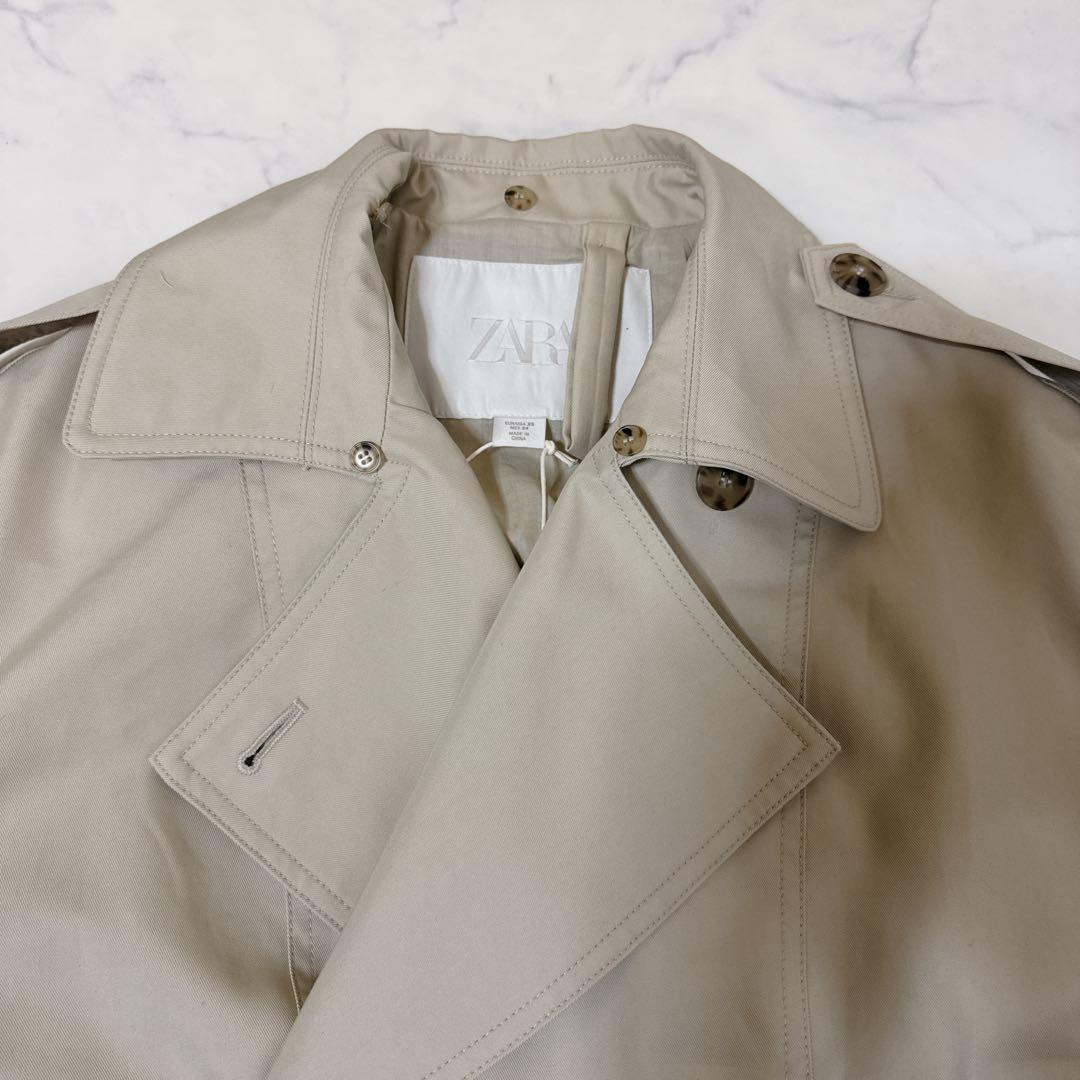 ✨新品未使用✨ZARA ベージュ ショートトレンチコート ファー付き