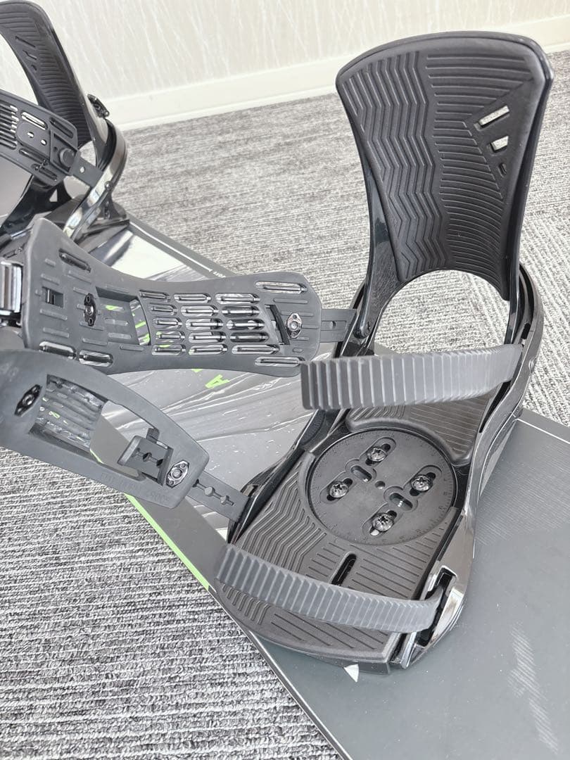 33美品❗️超豪華❗️HEAD メンズスノーボードセット★スノボ156cm+ビン付