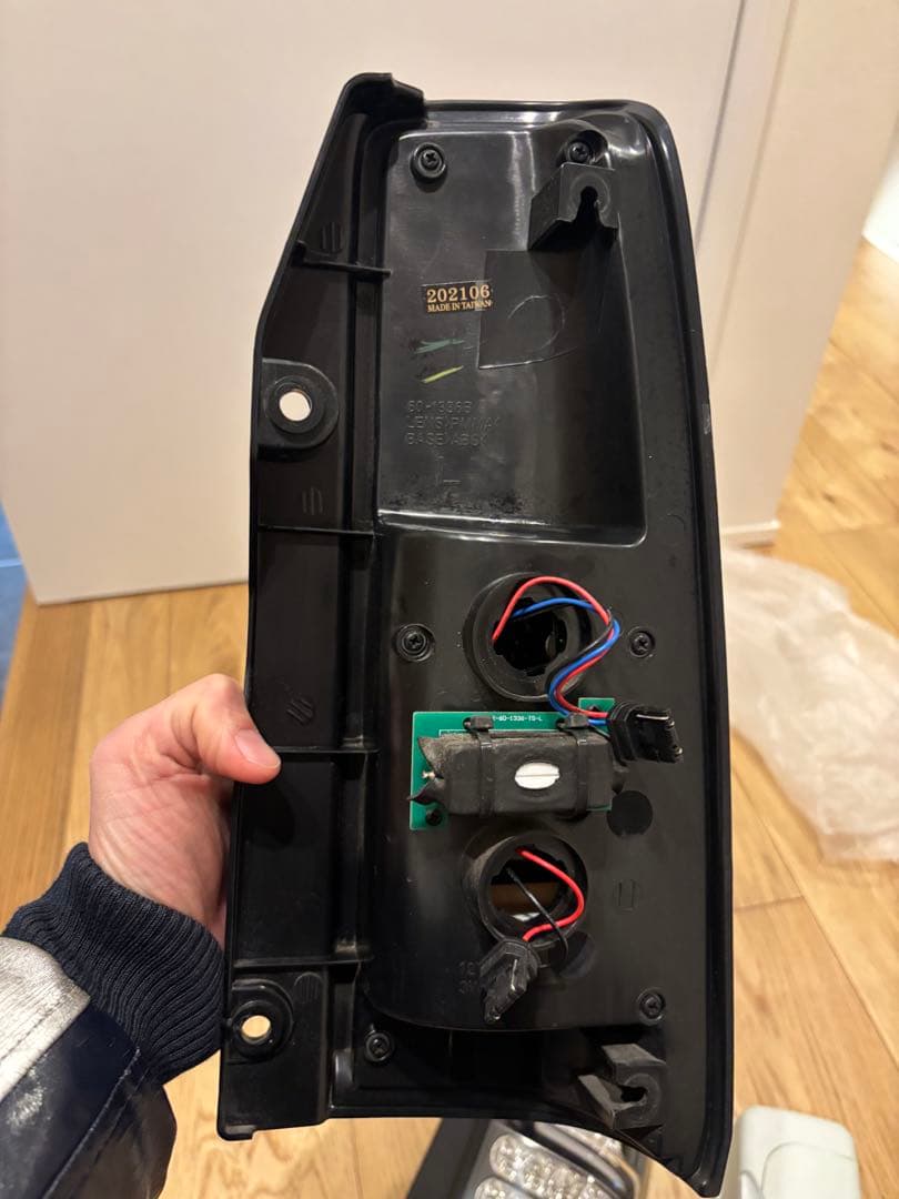 諦メール 　MBROLEDテールランプクリアブラック　jb23