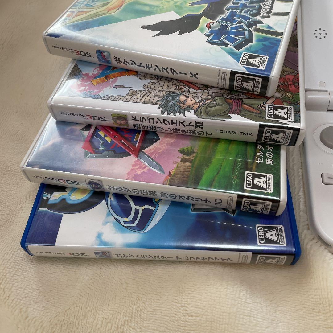 Nintendo ニンテンドー 3DS LL ホワイト　カセット4本セット