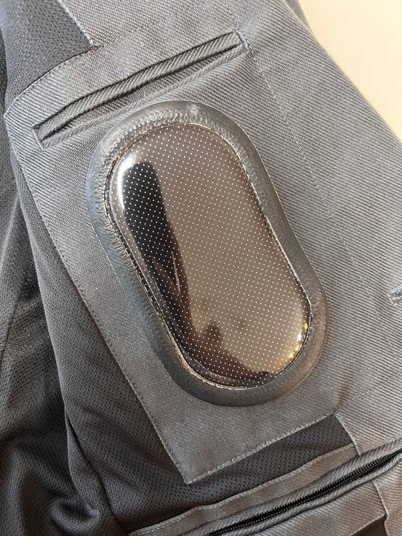 アンダーカバー　under cover