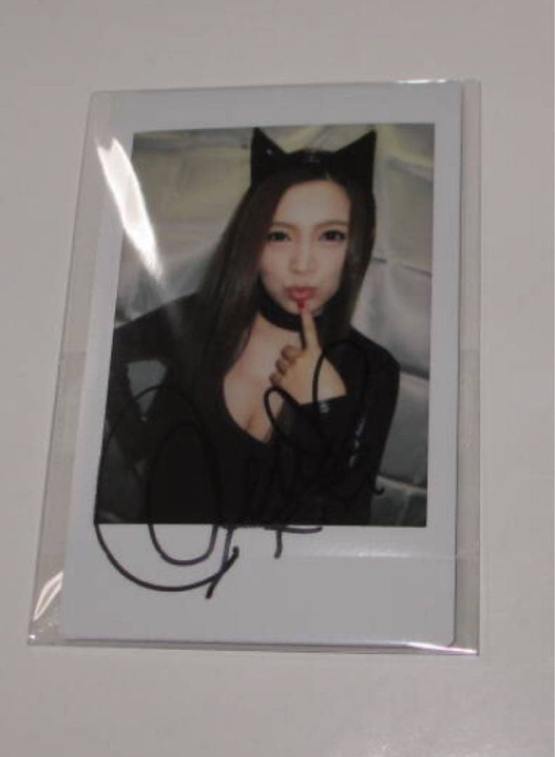 小川あさ美　直筆サインチェキ　キャット