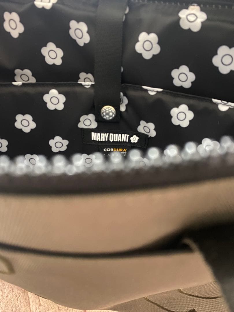 マリークワント　カーキ　2wayノートPC入れ