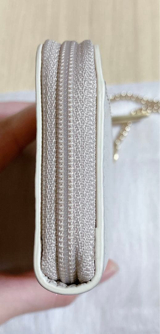 極美品‼️ATAO アタオ　ベル/キーケース+ミニ財布　アイビスホワイト　小銭入れ