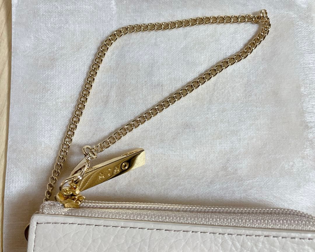 極美品‼️ATAO アタオ　ベル/キーケース+ミニ財布　アイビスホワイト　小銭入れ