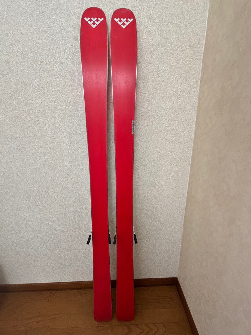 black crows スキー板 Kamox186cm