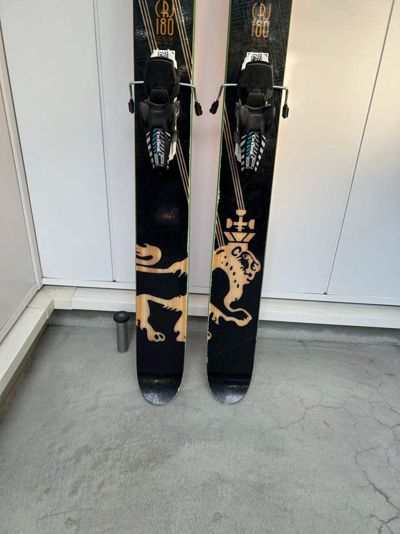 名機　4FRNT CRJ 180