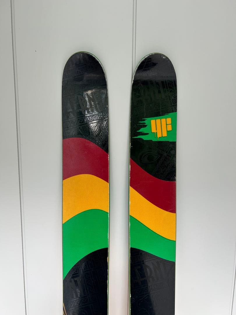 名機　4FRNT CRJ 180