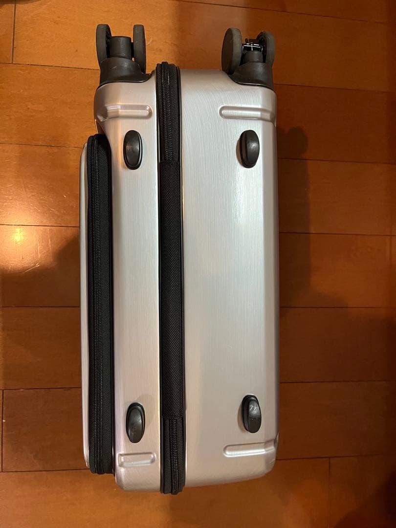 スーツケース キャリーケース BERMAS 35L シルバー TSA LOCK