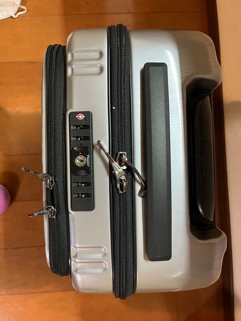 スーツケース キャリーケース BERMAS 35L シルバー TSA LOCK