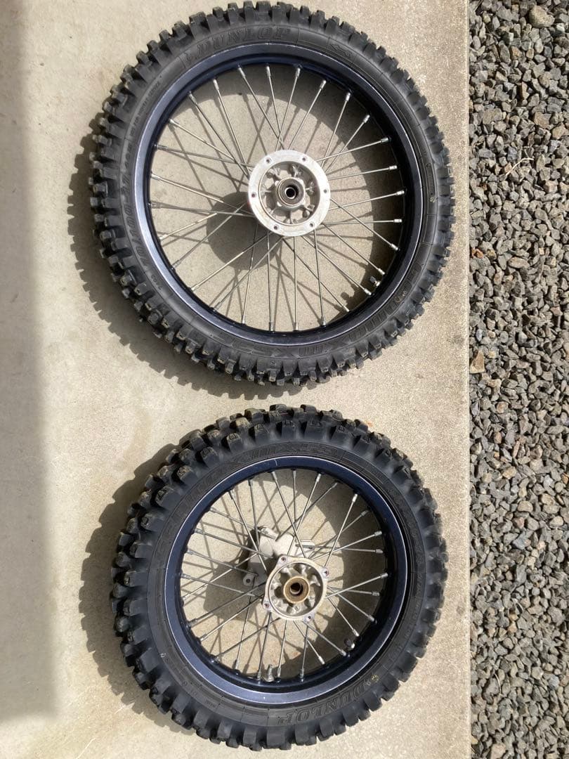 KX85スモール ホイールタイヤ前後 引取り19,000円で！