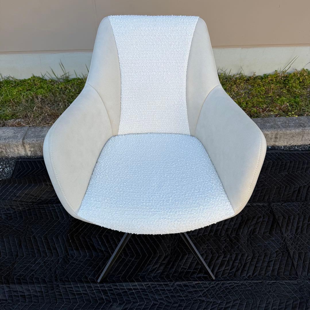 ② アルモニア ダイニングチェア 椅子　回転式　一脚 ラウンジチェア