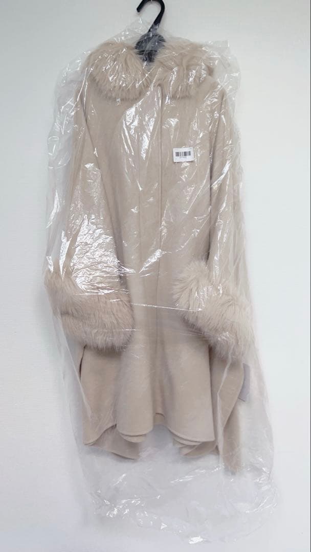 新品タグ付き　セルフォード ファーポンチョコート　キャメル　今期