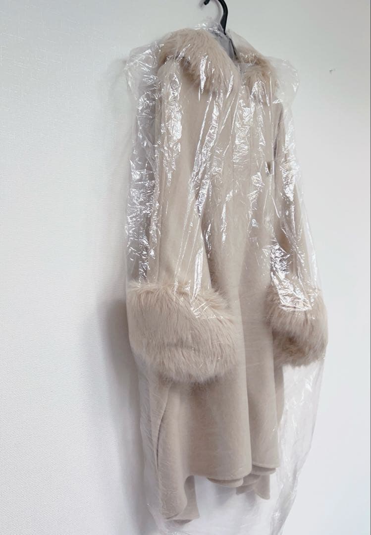 新品タグ付き　セルフォード ファーポンチョコート　キャメル　今期