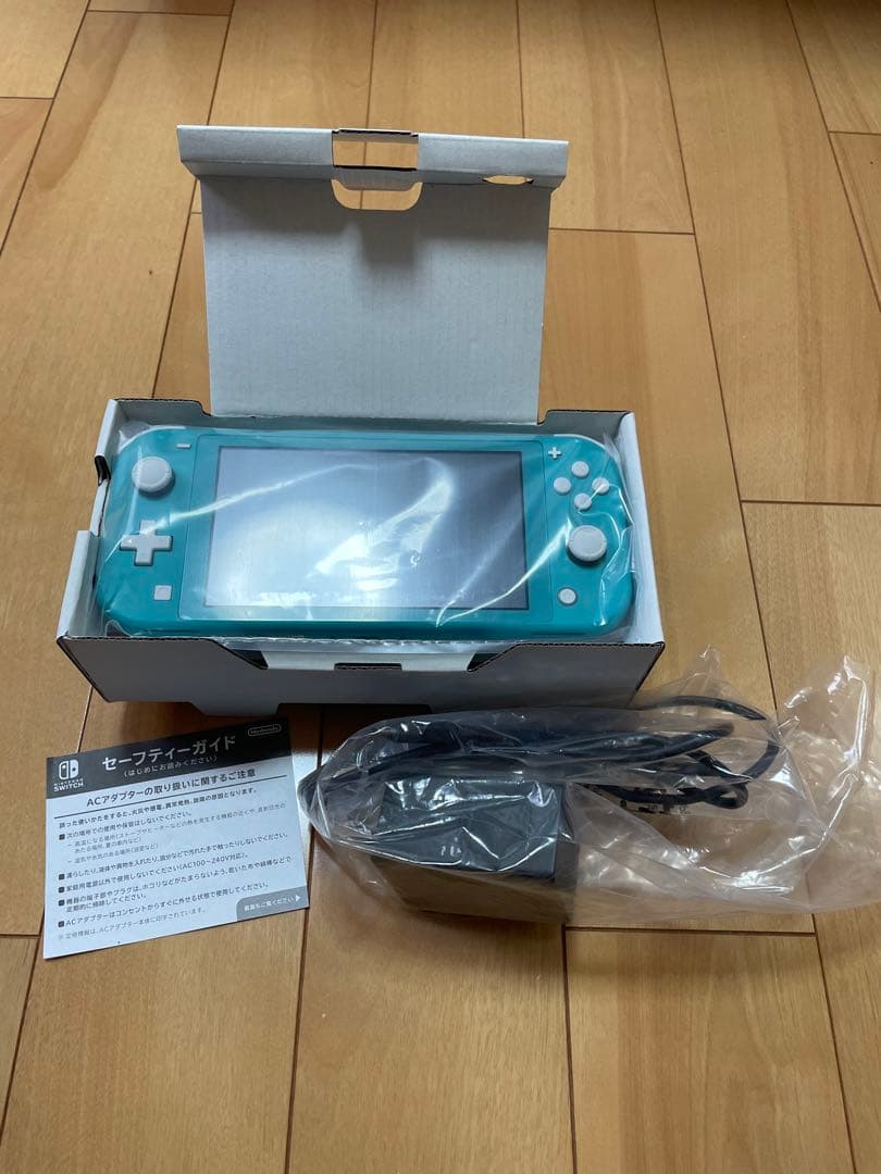 Nintendo Switch LITE 本体ターコイズ（ケース＆フィルム付き）