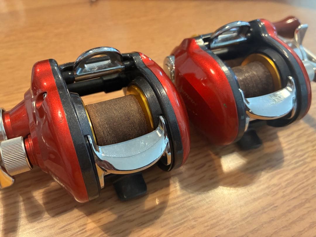 ダイワ　スマックレッドチューン2個セット、右ハンドル左ハンドル　カワハギ、アナゴ