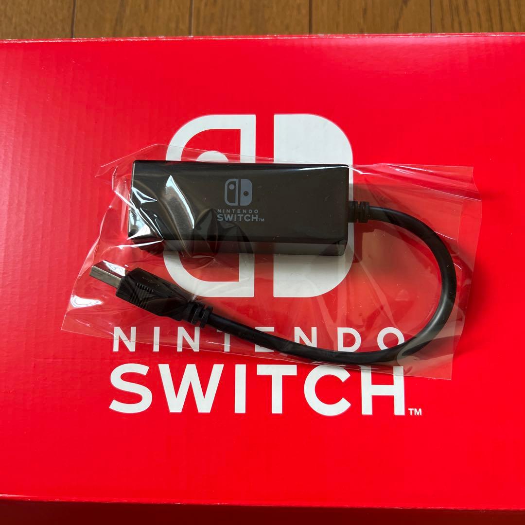 Nintendo Switch 本体 + Mario Kart 8 Deluxe