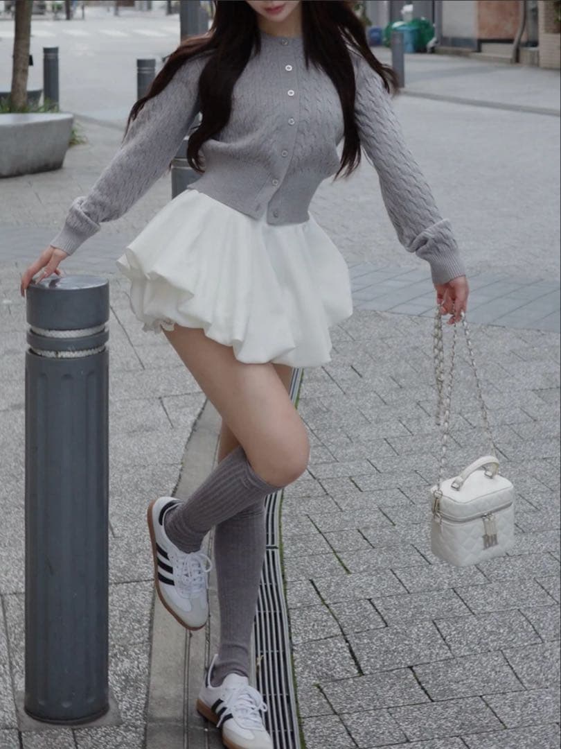 新品・未開封♡Darich♡ボリュームバルーンミニスカート　(WHT・FL)