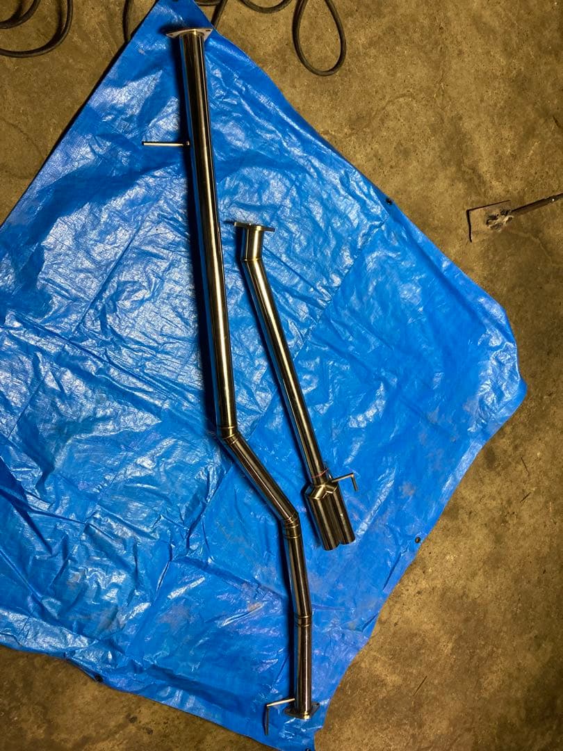 アコードハイブリッド CR7 ワンオフストレートマフラー