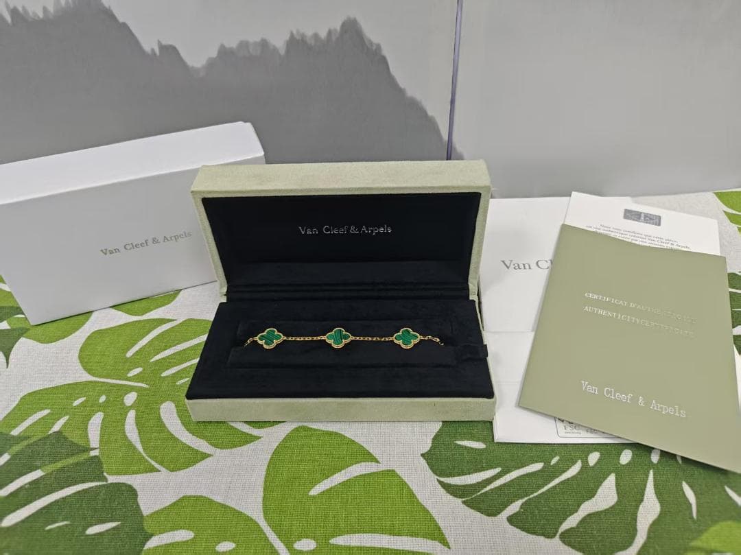 750YG イエローゴールド マラカイト 孔雀石 VCARL80900