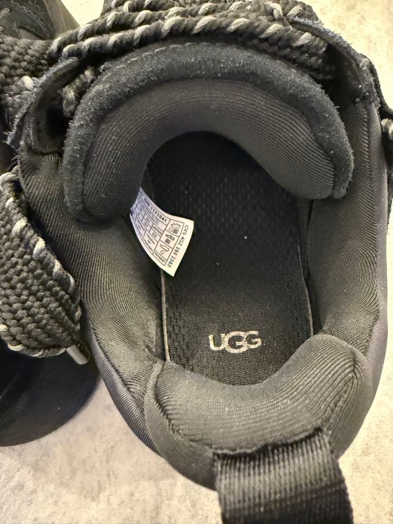 UGG 厚底スニーカー 黒 23cm