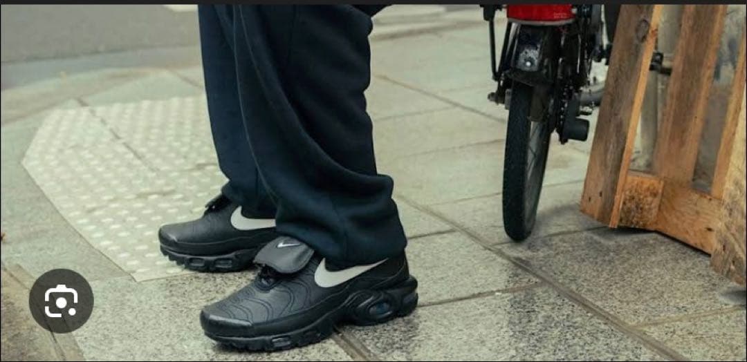 NIKE AIR MAX PLUS TNPO ティエンポ