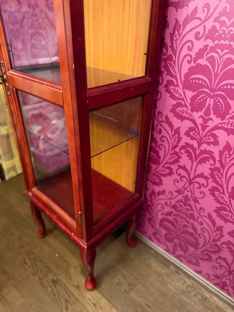 たのメル便発送　木製　赤茶色　ガラス扉キャビネット