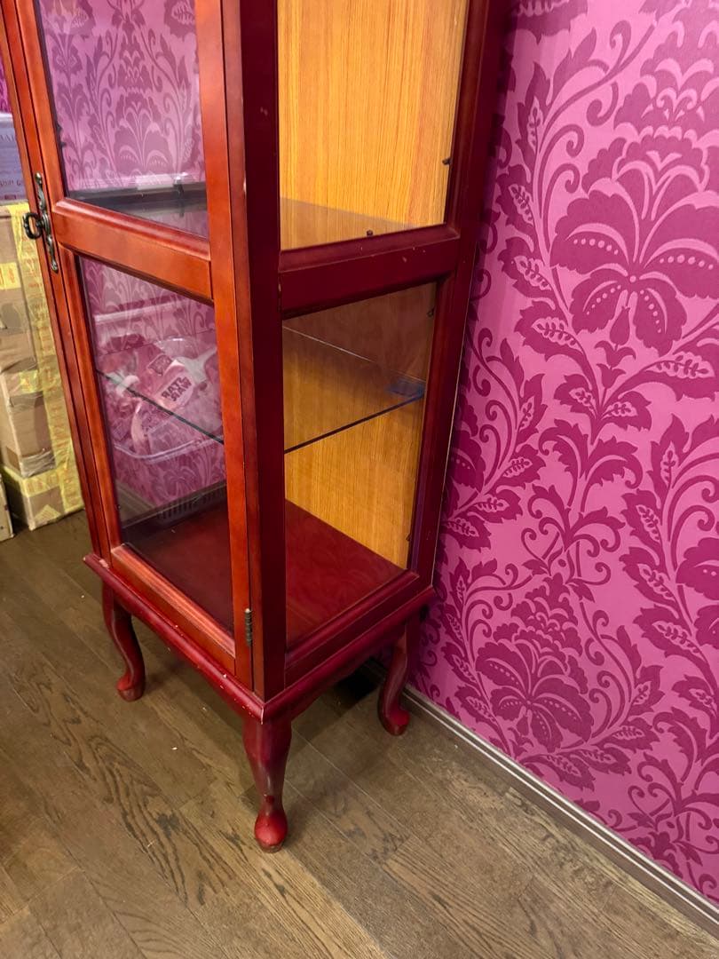 たのメル便発送　木製　赤茶色　ガラス扉キャビネット