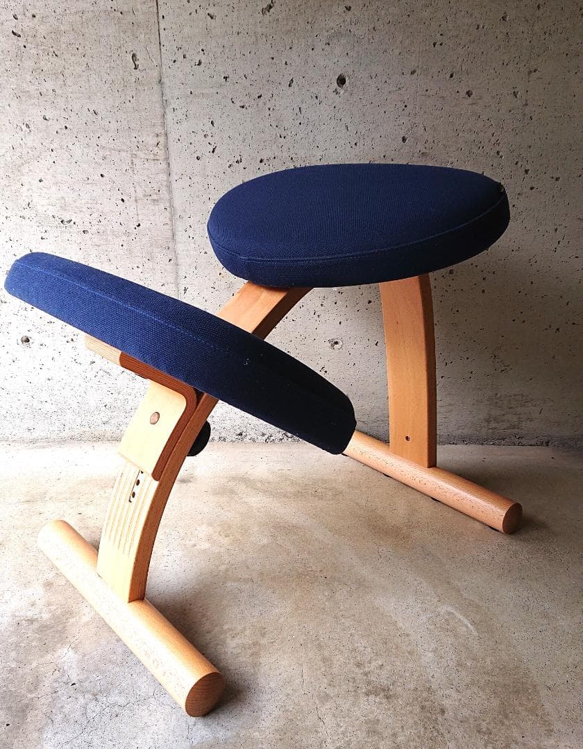 【良品】サカモトハウス バランスチェアイージー 　（ブルー）