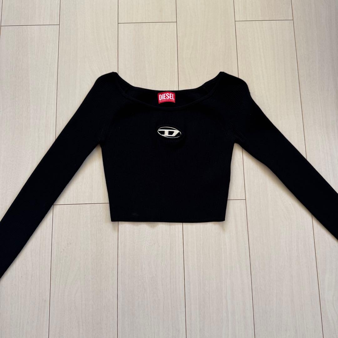 DIESEL ブラック クロップド長袖トップス