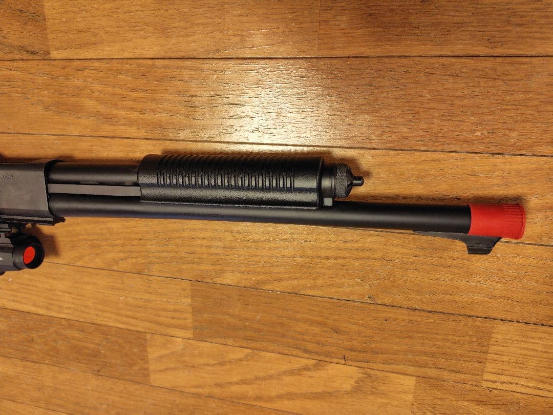 東京マルイMODEL 870 ストックとVECTOR OPTICS