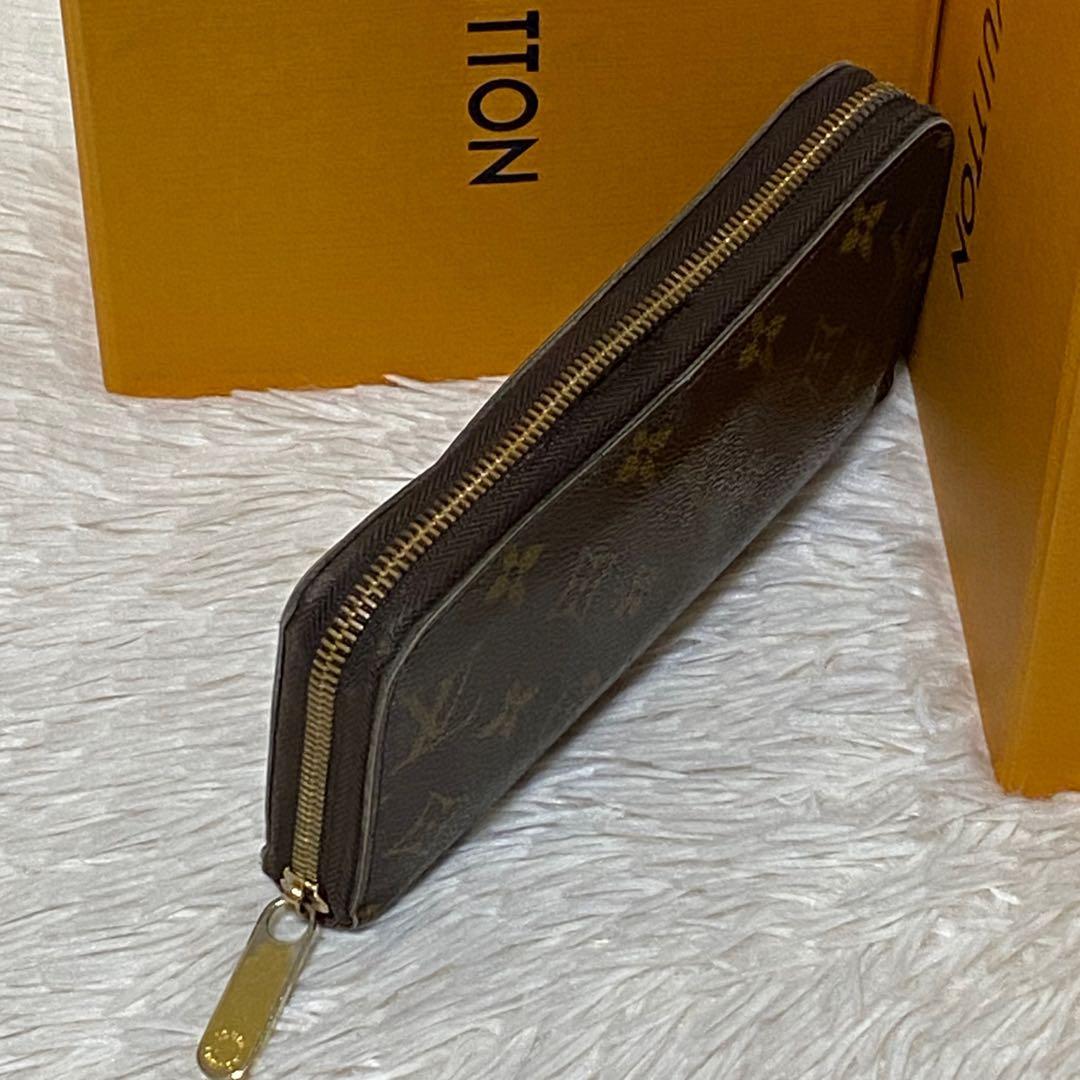 ルイヴィトン　ジッピーウォレット　モノグラム　長財布　ラウンドジップ