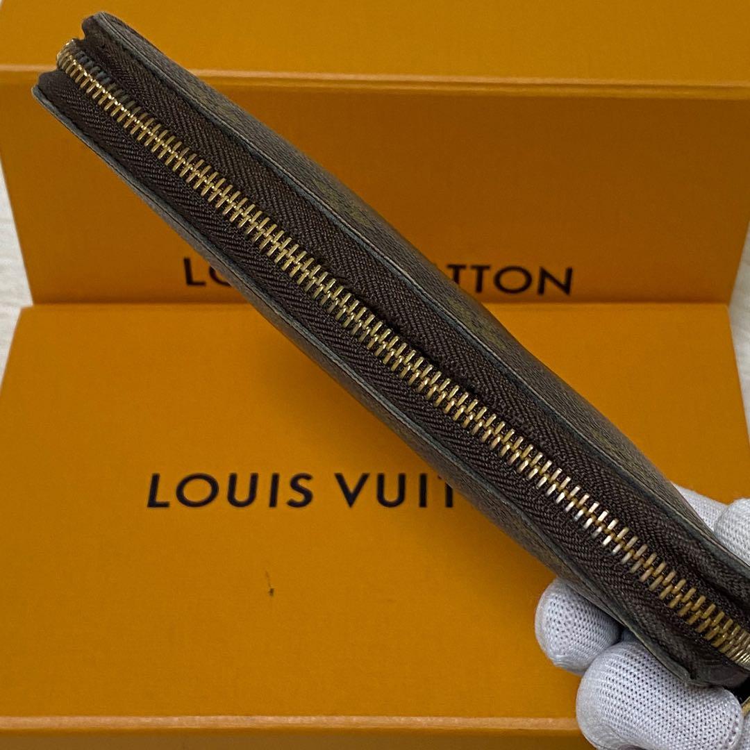 ルイヴィトン　ジッピーウォレット　モノグラム　長財布　ラウンドジップ