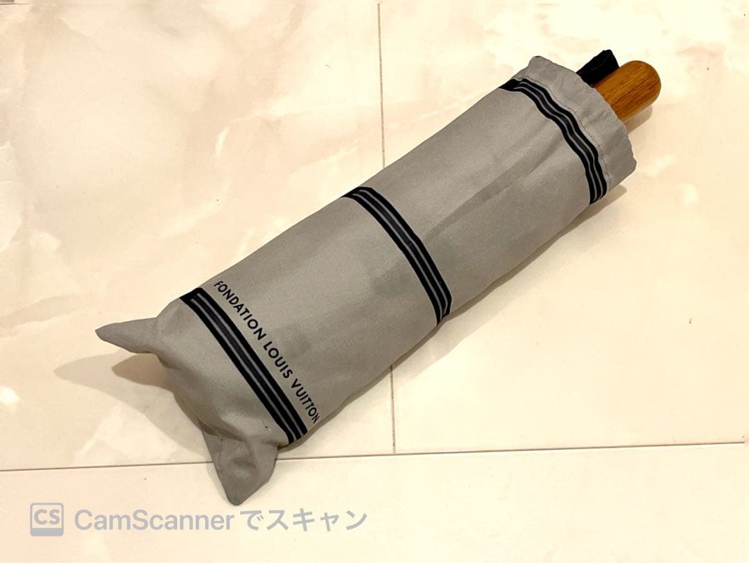ルイヴィトン louis vuitton フォンダシオン 美術館 折りたたみ傘