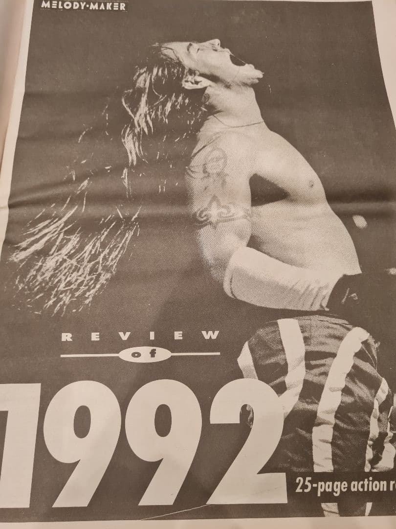 週刊誌 1992 UK Melody Maker with  Cobain