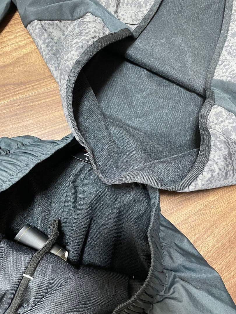 【新品•タグ付き】モレリア ウェア　裏地付きピステ　　ウォーマー　L