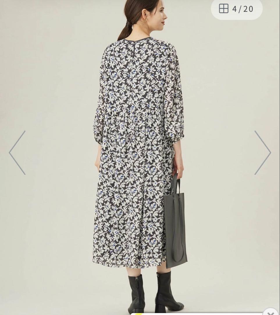 週末まで値下げ　新品　自由区　【洗える】スノーフラワープリント ワンピース　40