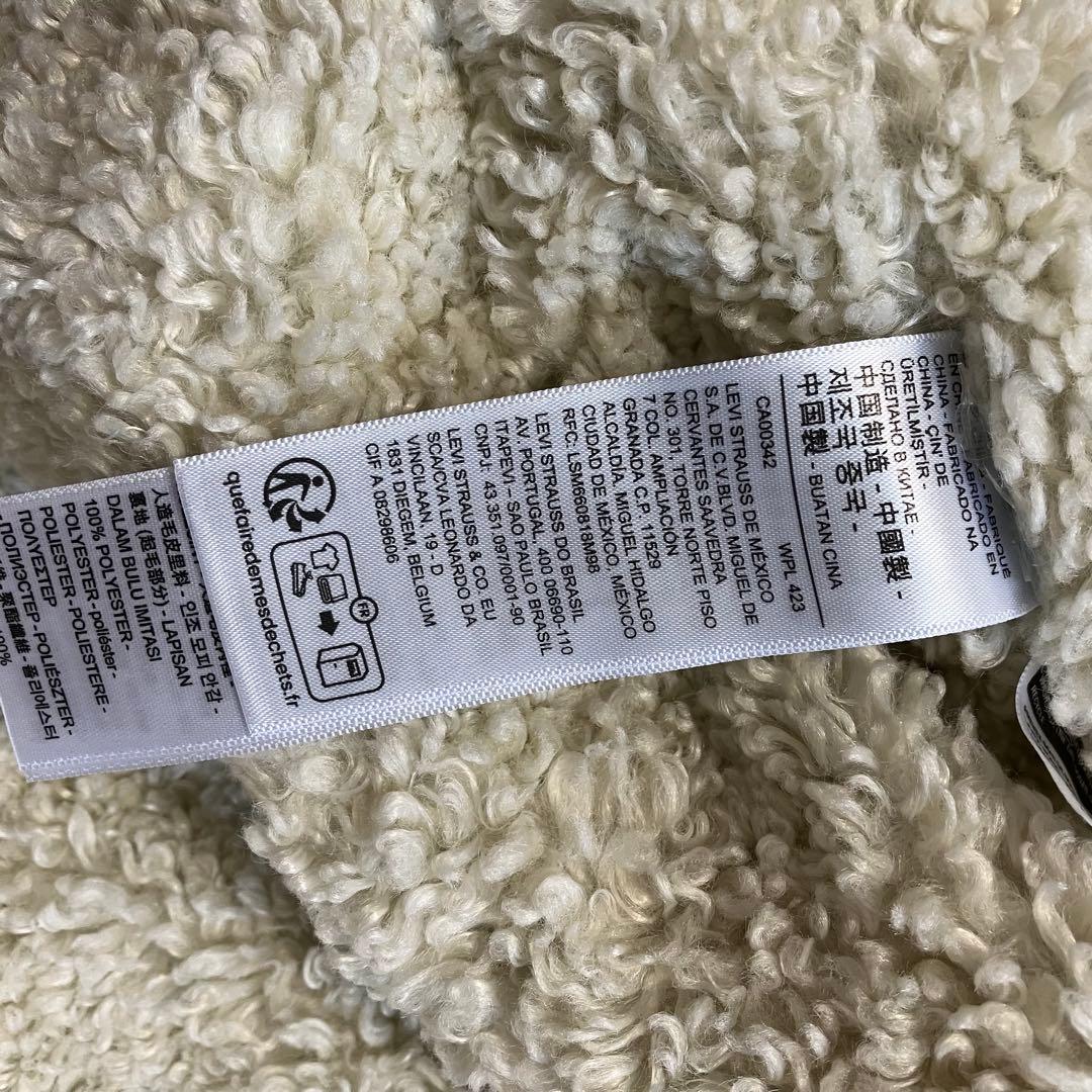 【新品タグ付き】Levi's シェルパ フライトジャケット