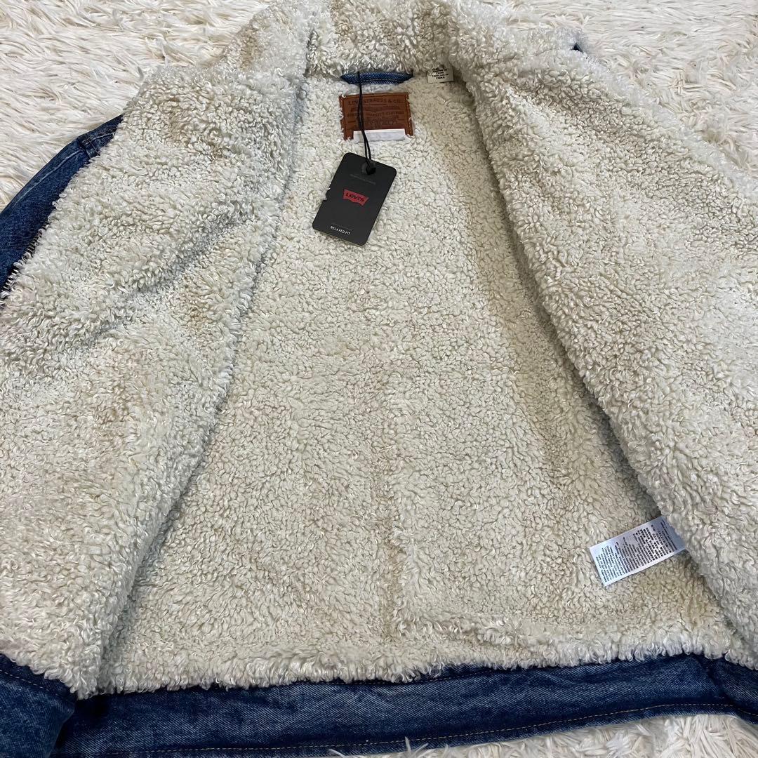 【新品タグ付き】Levi's シェルパ フライトジャケット