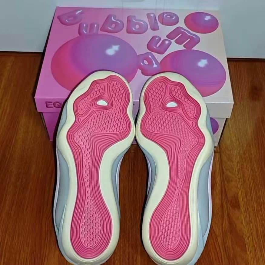 EQLZ 247 NXT \"Bubbio Gum\" 希少バッシュ 日本未発売