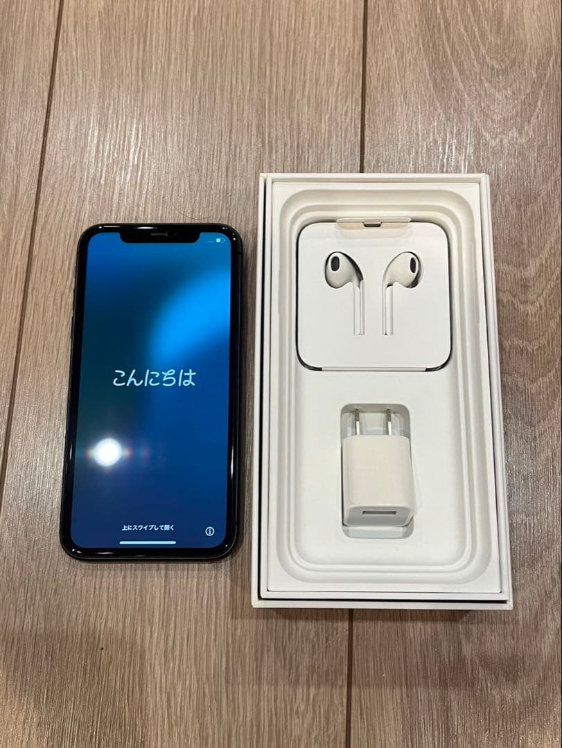 iPhone 11 64GB 付属品付き　SIMフリー