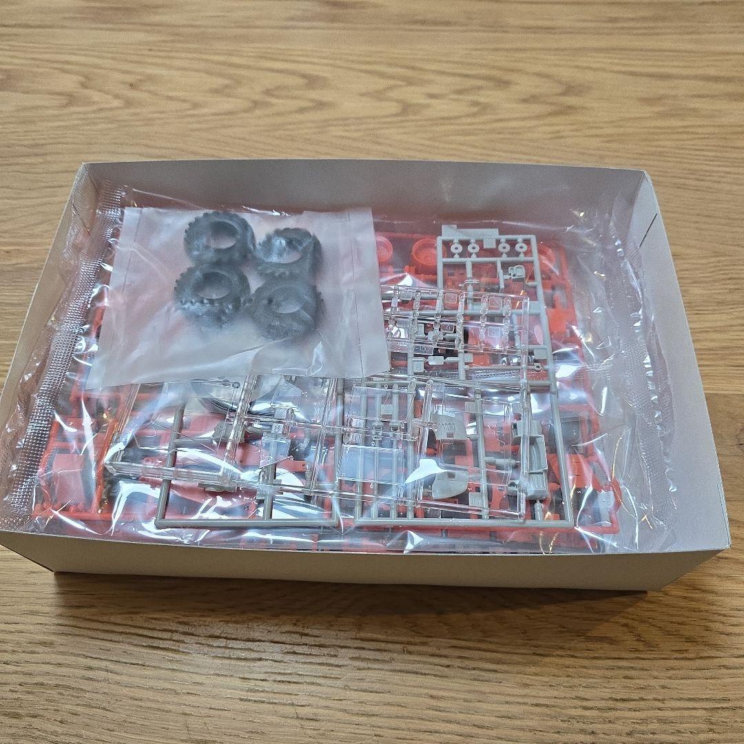 【新品】1/35タダノ　ラフテレーンクレーン他　ハセガワ　プラモデル　6点セット