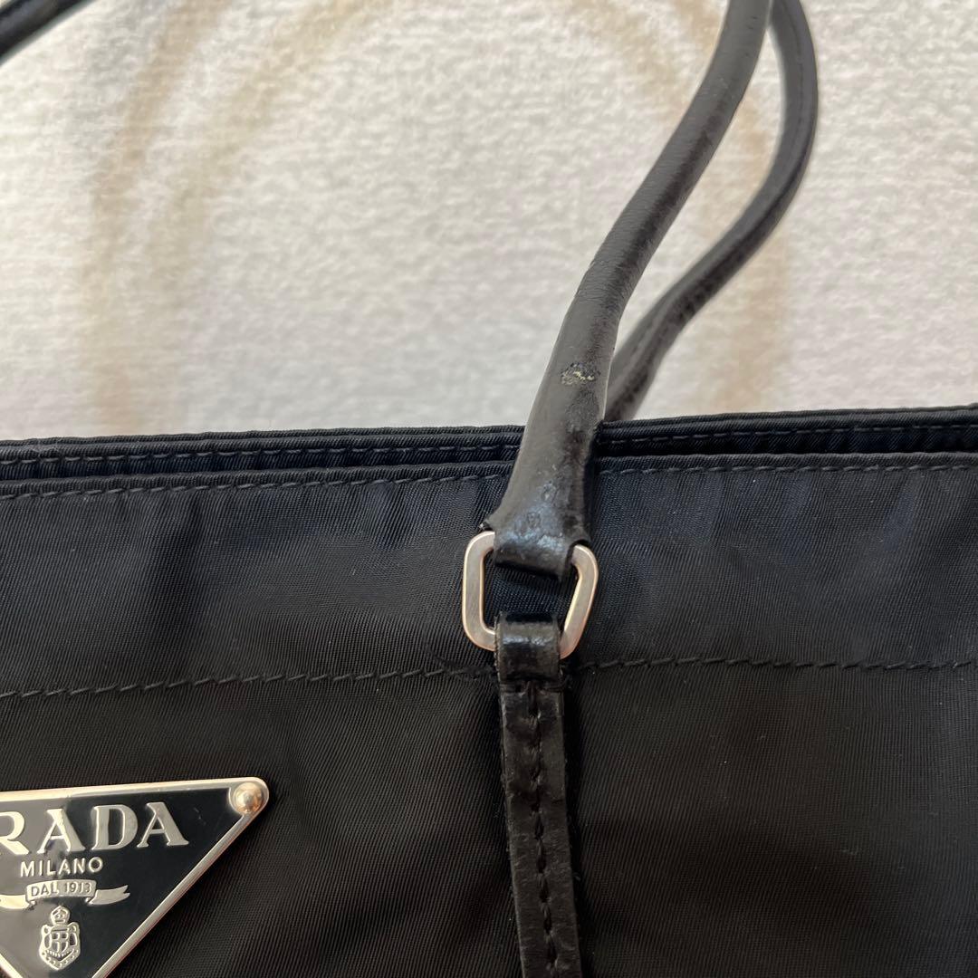 プラダ　トートバッグ