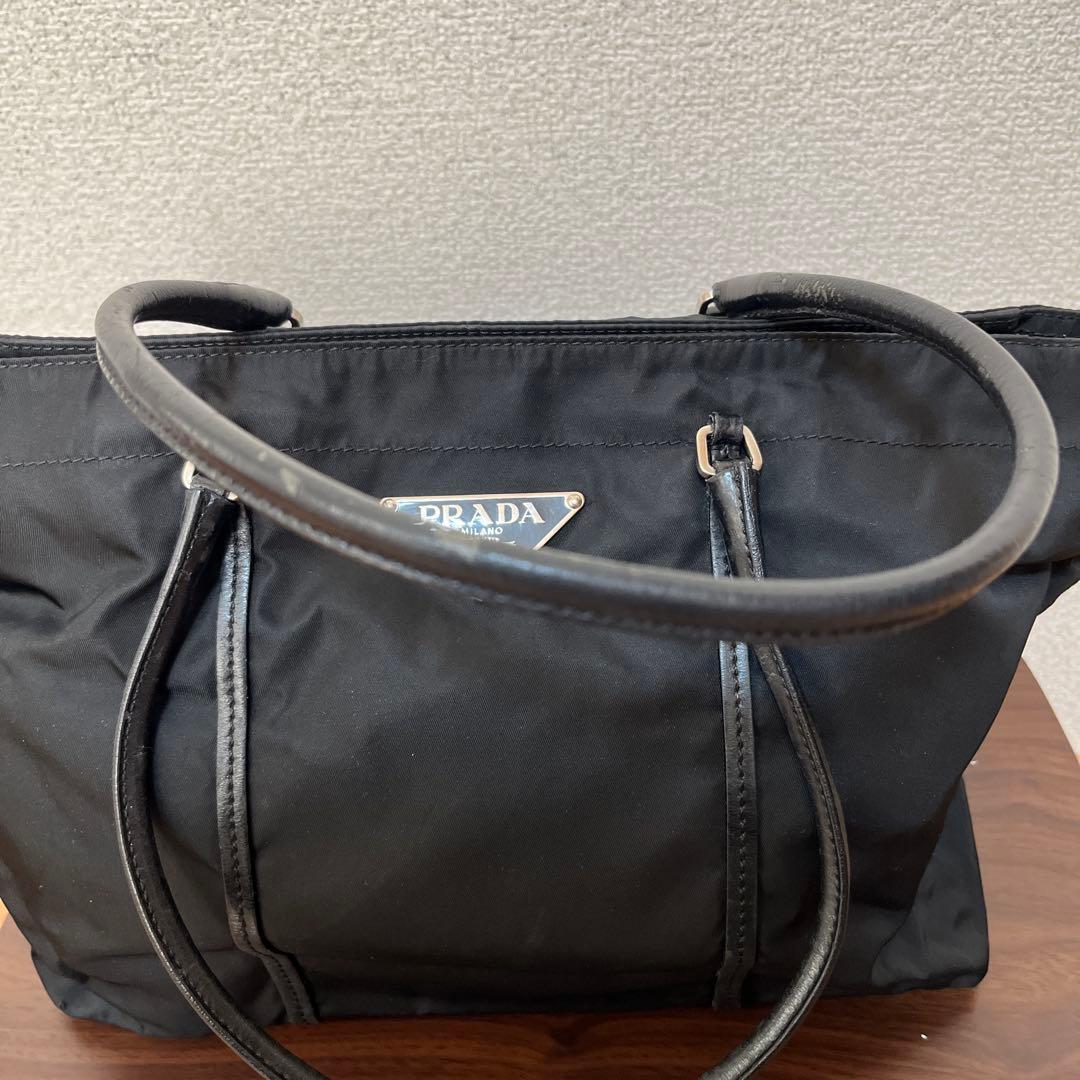 プラダ　トートバッグ