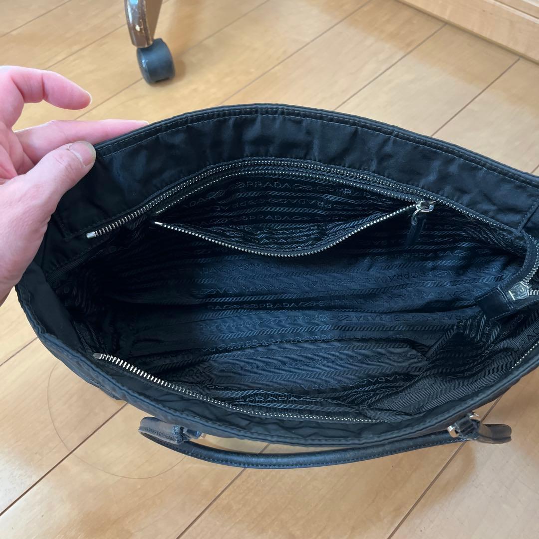 プラダ　トートバッグ