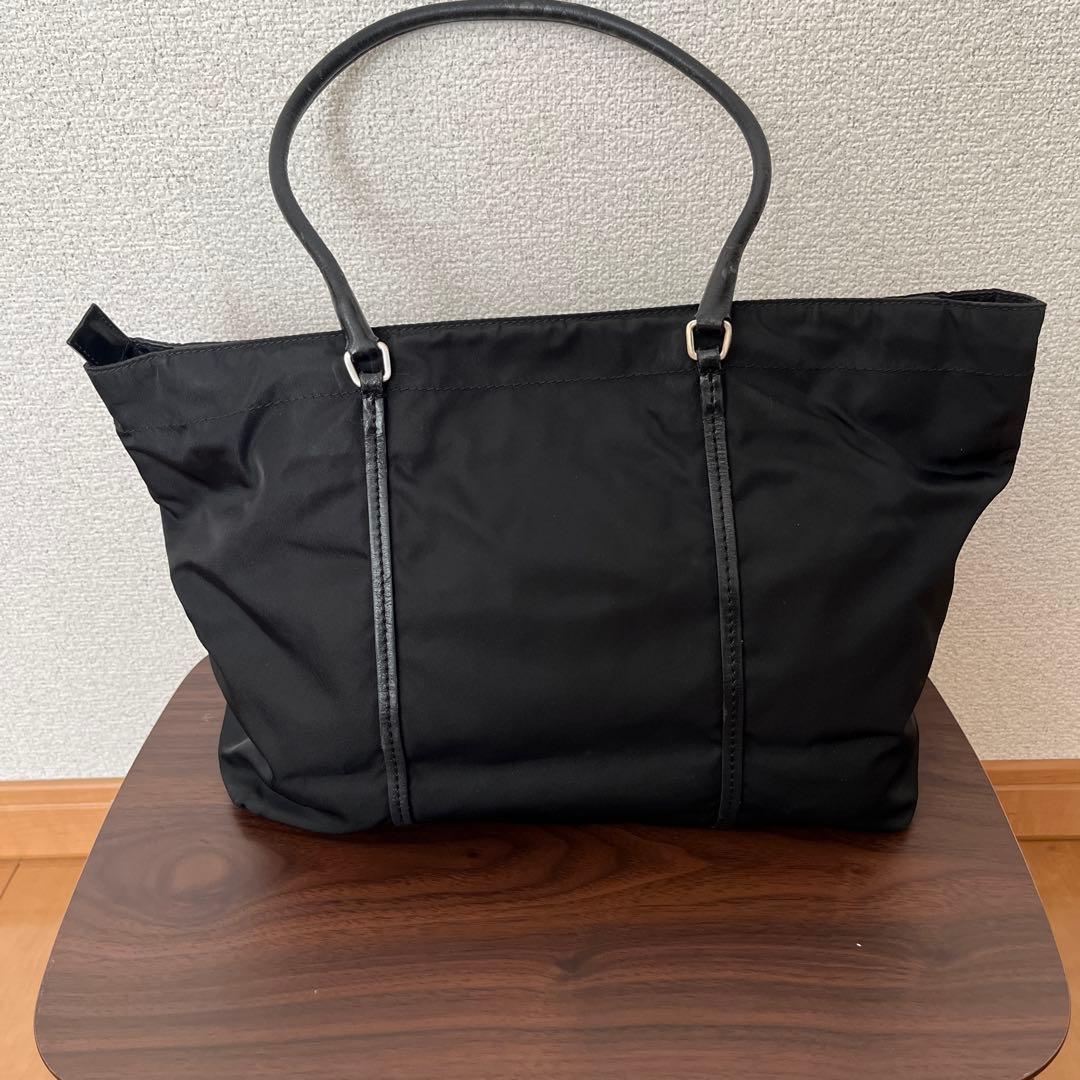 プラダ　トートバッグ
