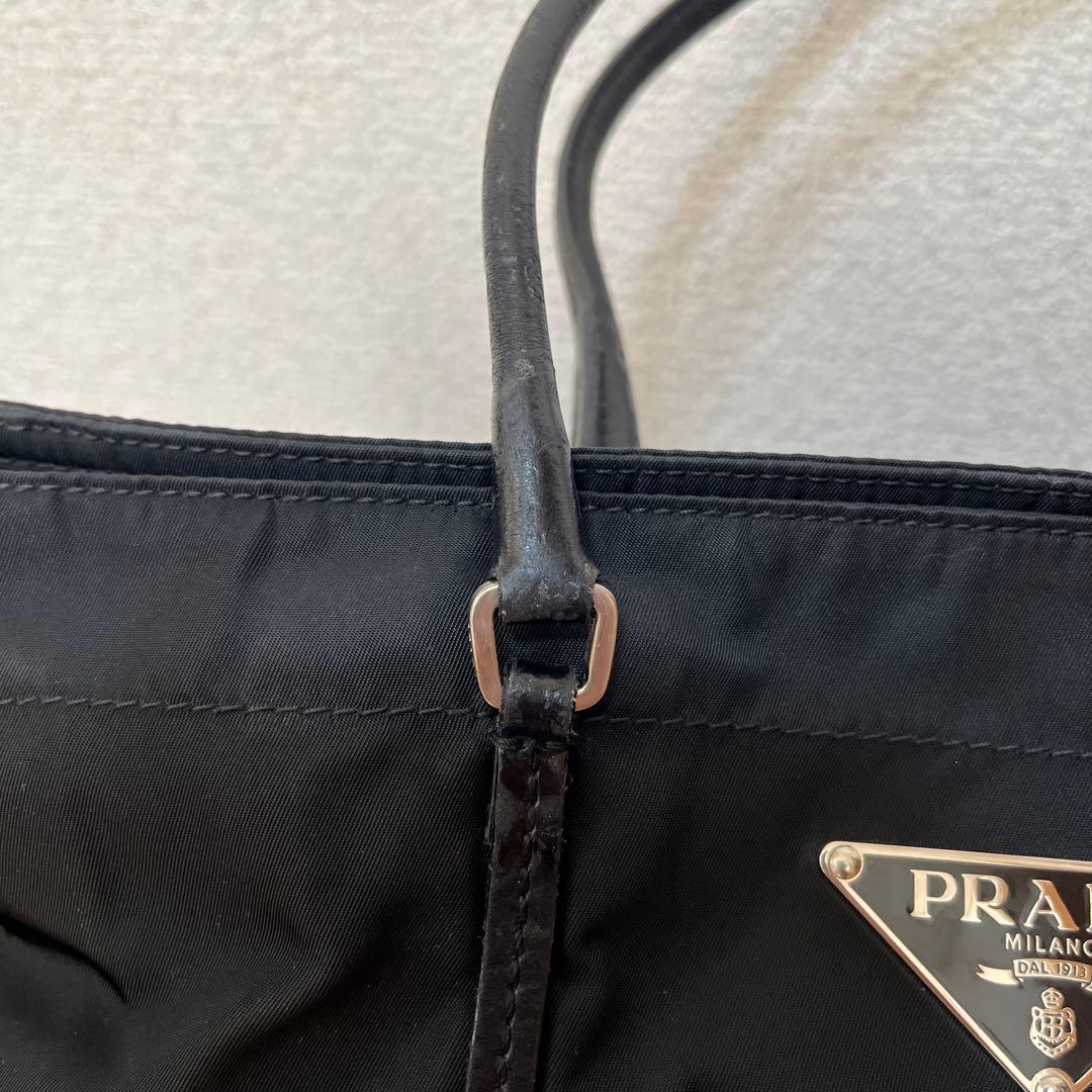 プラダ　トートバッグ