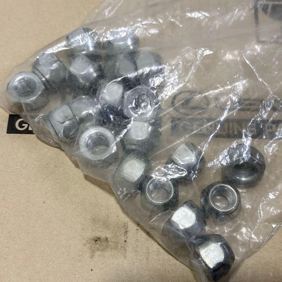 トヨタ シエンタ 15インチ ホイールキャップ スチールホイール 4本セット②