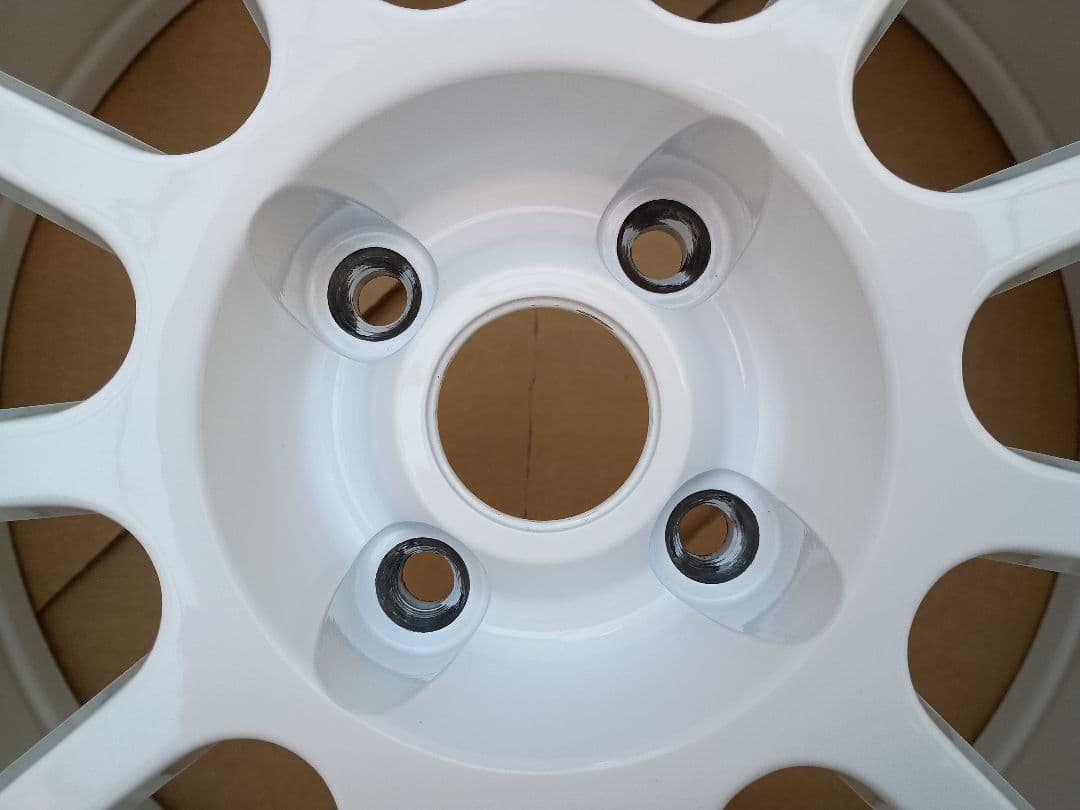 ASSO アルミホイール パルティーレ ピュアホワイト 17インチ アバルト